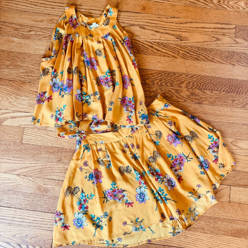 Mahila Floral matching set